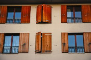 windows-with-wooden-shutters-1168499-m